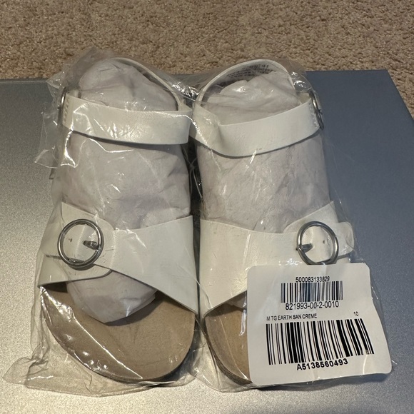 Chaussures Old Navy Pour Filles Taille 10 - Couleur Rose Beige, Neuf Sans Emballage